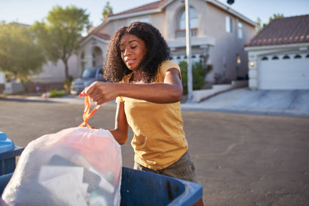 Best Garage Cleanout Services  in Hodgkins, IL